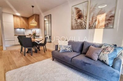 /international/hr/zadar-zadar-county-310103820954/