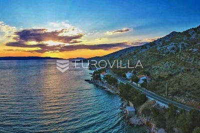 /international/hr/senj-lika-senj-county-310102588061/
