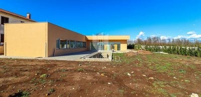 /international/hr/zminj-istria-county-310105833930/