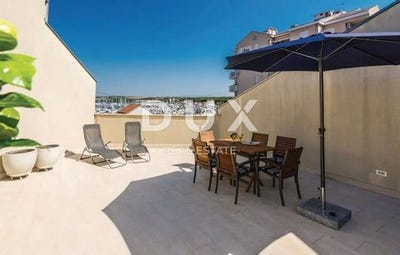 /international/hr/biograd-na-moru-zadar-county-120082129468/