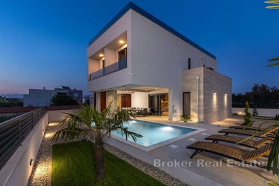 /international/hr/nin-zadar-county-310107219286/