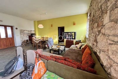/international/hr/pula-istria-county-310100579920/