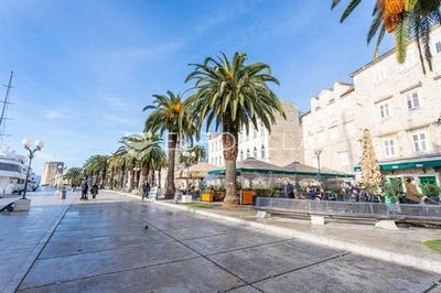 /international/hr/trogir-split-dalmatia-county-120091067299/