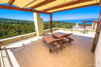 /international/hr/brac-split-dalmatia-county-310105683791/