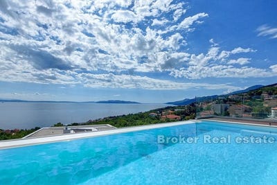/international/hr/opatija-zagreb-county-310107219441/