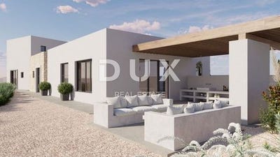 /international/hr/crikvenica-primorje-gorski-kotar-county-310108955137/