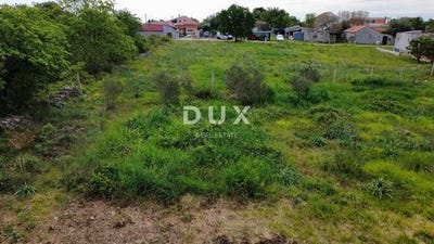 /international/hr/zemunik-donji-zadar-county-310107528117/