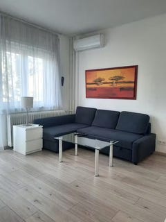 /international/hu/andrassy-ut-budapest-budapest-310108644739/