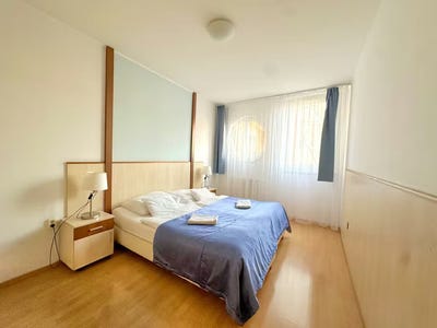 /international/hu/orszagbiro-utca-budapest-budapest-310105746337/