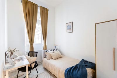 /international/hu/thokoly-ut-budapest-budapest-310108642940/