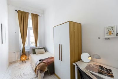 /international/hu/thokoly-ut-budapest-budapest-310108644791/