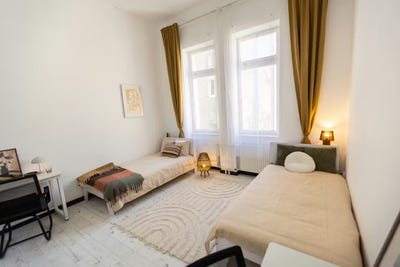 /international/hu/thokoly-ut-budapest-budapest-310106411814/