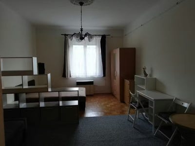 /international/hu/vaci-ut-budapest-budapest-310107642841/