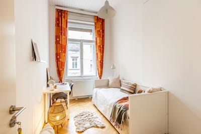 /international/hu/thokoly-ut-budapest-budapest-310100874898/