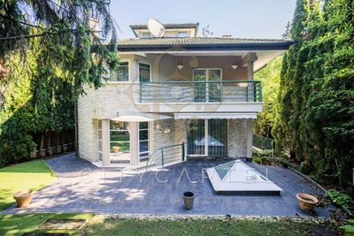 /international/hu/ii-kerulet-budapest-budapest-310102247794/