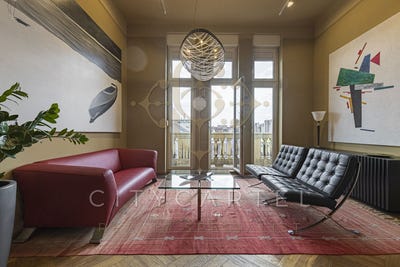 /international/hu/inner-city-budapest-budapest-310102244385/