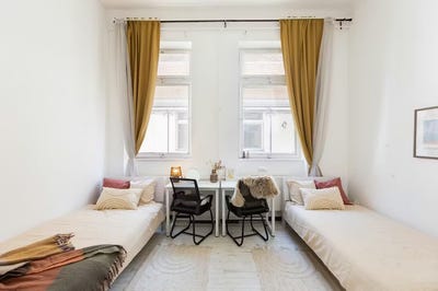 /international/hu/thokoly-ut-budapest-budapest-310100874392/