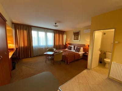 /international/hu/hegyalja-ut-budapest-budapest-310093848312/
