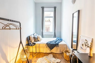 /international/hu/thokoly-ut-budapest-budapest-310107322924/