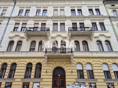 /international/hu/kinizsi-budapest-budapest-310107913615/