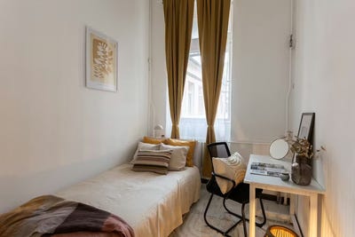 /international/hu/thokoly-ut-budapest-budapest-310108643443/