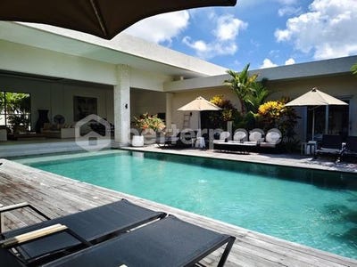 /international/id/kuta-selatan-bali-310109652957/