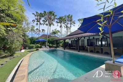 /international/id/berawa-canggu-canggu-bali-310098944802/?lang=en