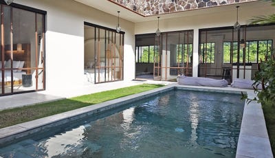 /international/id/jl-tirta-jaya-no-4-kerobokan-kec-kuta-utara-kabupaten-badung-bali-80361-indonesia-dalung-provinsi-bali-310109894213/