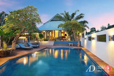 /international/id/umalas-badung-bali-310098797620/?lang=zh-cn