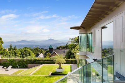 /international/ie/irish-modern-estate-dublin-dublin-310104832901/