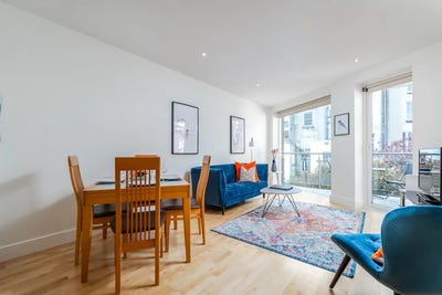 /international/ie/pembroke-row-dublin-dublin-310093851655/?lang=es