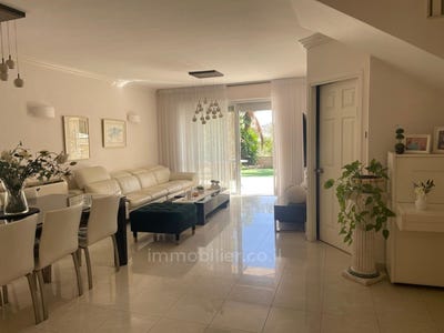 /international/il/armon-hanaziv-jerusalem-jerusalem-jerusalem-310108428168/