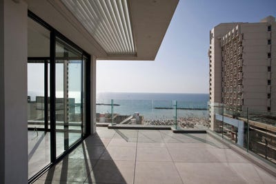/international/il/tel-aviv-tel-aviv-yafo-310098717022/