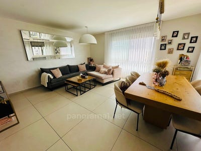/international/il/agamim-ashkelon-ashkelon-south-district-310108428883/