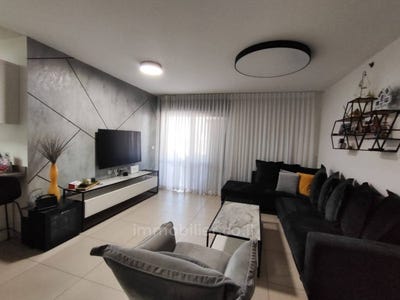 /international/il/ashkelon-ashkelon-ashkelon-south-district-310108428716/
