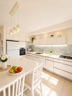 /international/il/netanya-central-arava-regional-council-310108649802/