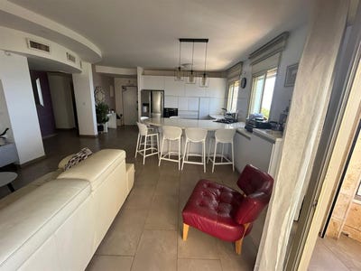 /international/il/netanya-central-arava-regional-council-310108651271/