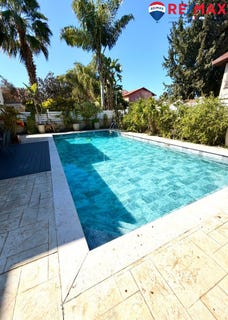 /international/il/bialik-hadera-hadera-haifa-310107904402/