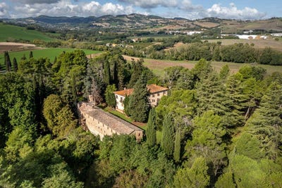 /international/it/arcevia-marche-120095697794/