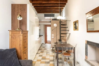 /international/it/corso-garibaldi-milan-lombardy-310097870313/