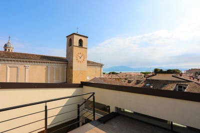 /international/it/piazza-malvezzi-23-desenzano-del-garda-lombardy-310107010572/