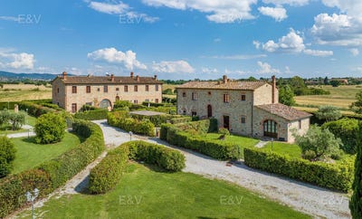 /international/it/cortona-tuscany-310108837574/