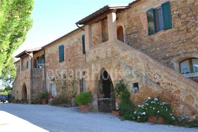 /international/it/montalcino-tuscany-310100713973/