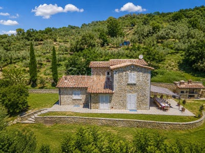 /international/it/cortona-tuscany-310109096034/?lang=id