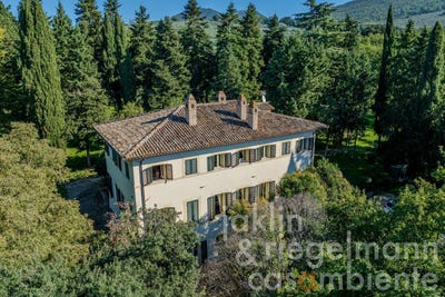 /international/it/foligno-umbria-310098741041/?lang=de