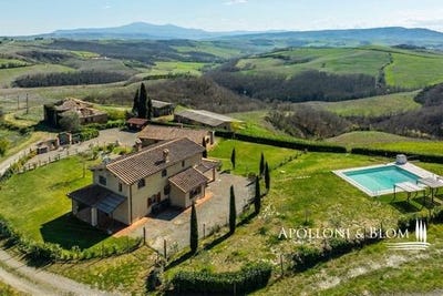 /international/it/strada-provinciale-14-montalcino-tuscany-310107190437/