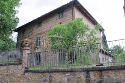 /international/it/montaione-tuscany-310100737085/