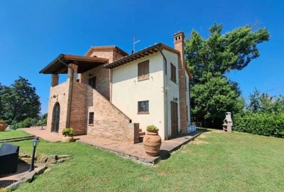 /international/it/castiglione-del-lago-umbria-310105304353/