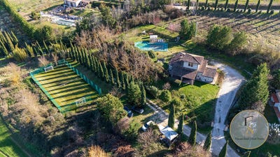 /international/it/todi-umbria-310109129275/?lang=it