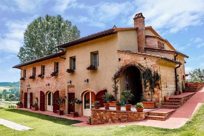 /international/it/via-massaua-san-miniato-tuscany-310096796082/